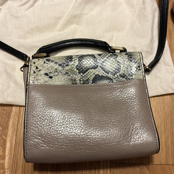 Mini Tory Burch crossbody - Picture 2 of 3